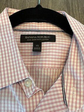 Banana Republic Slim Fit Dress Shirt - Pink & White - XS